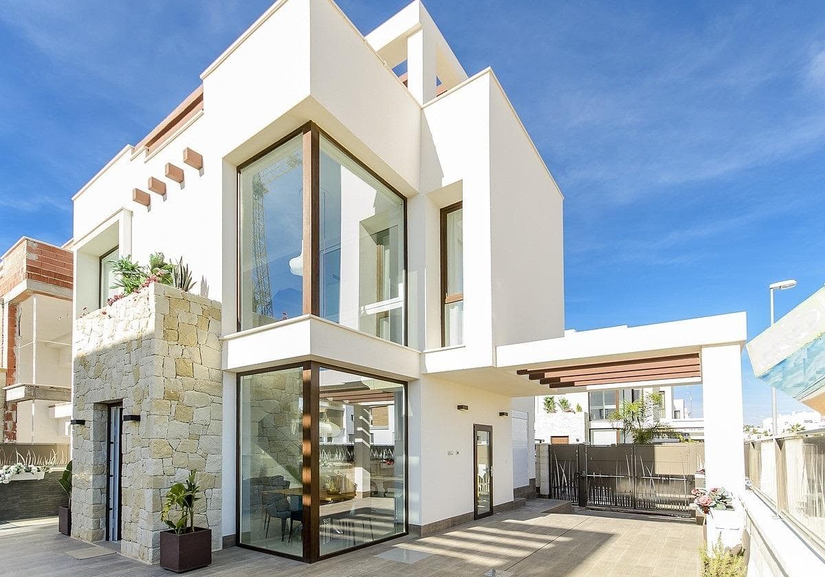Villa in Los Montesinos